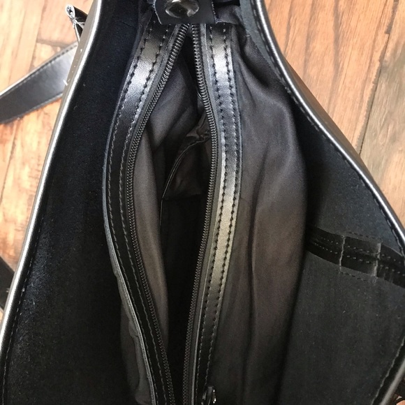 EUC black crossbody purse with tassel closure - Picture 6 of 7